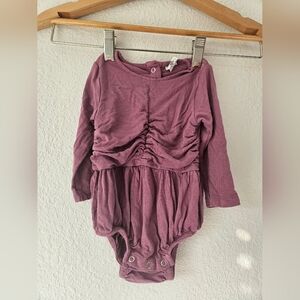 kate quinn long sleeve romper 6-12 months